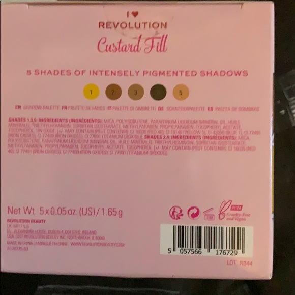 I ❤️ Revolution Eyeshadow Palette - Picture 2 of 4
